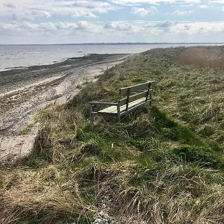 In W * Farsø